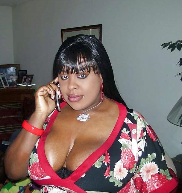 20P Busty women 241 (Black women dressed special)