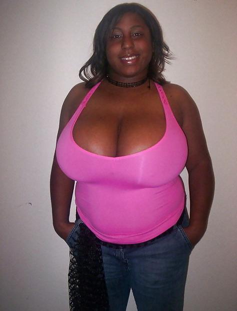20P Busty women 241 (Black women dressed special)