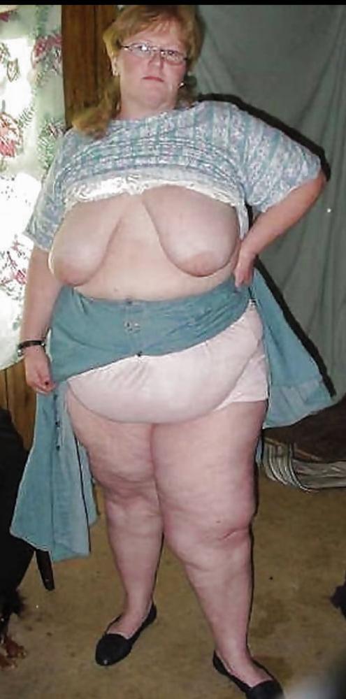 25P grannies in there underwear