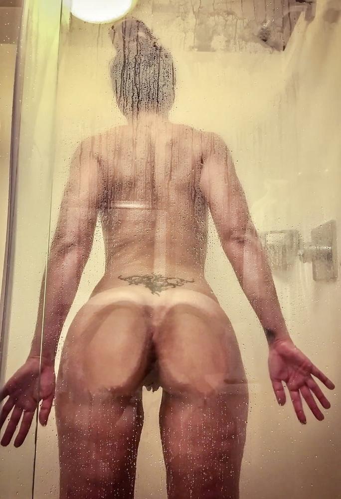 25P Boobs and butts against shower door 3
