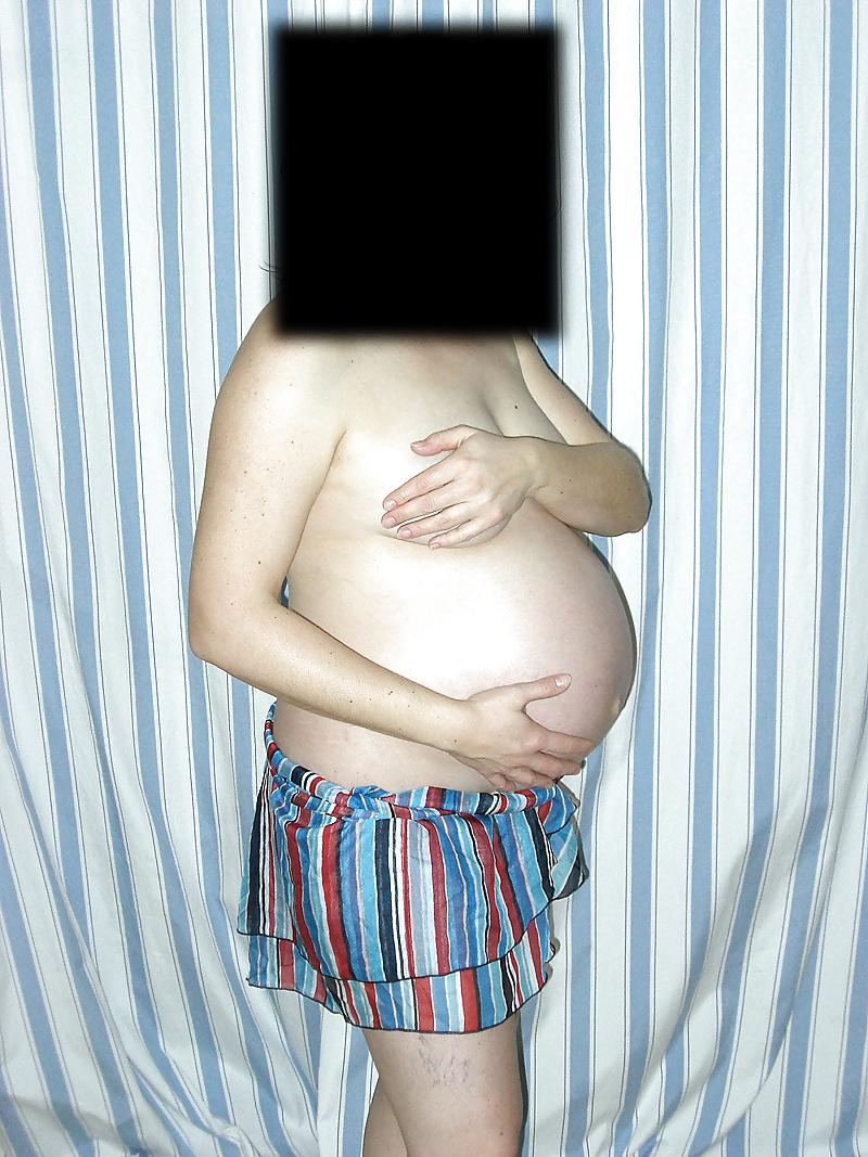 25P My pregnant neighbor bellys