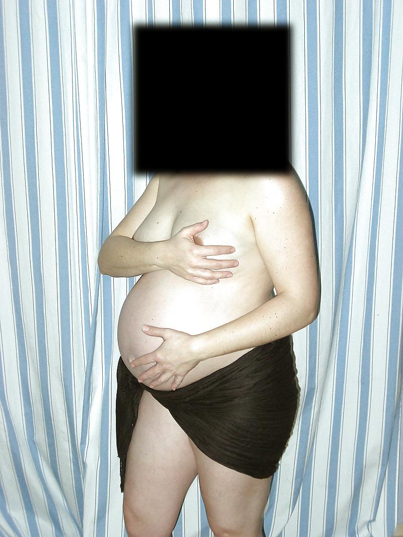 25P My pregnant neighbor bellys