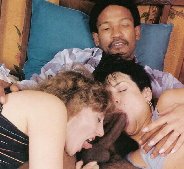 25P Pics I Like 2303 - Retro Interracial