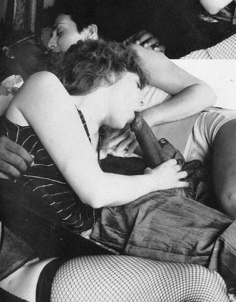 25P Pics I Like 2303 - Retro Interracial