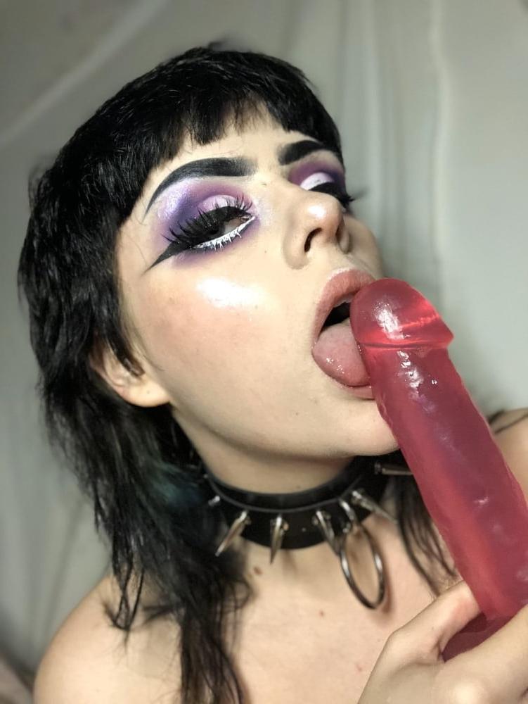 25P Makeup fetish 72