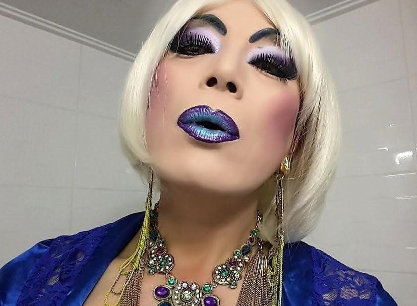 25P Makeup fetish 72