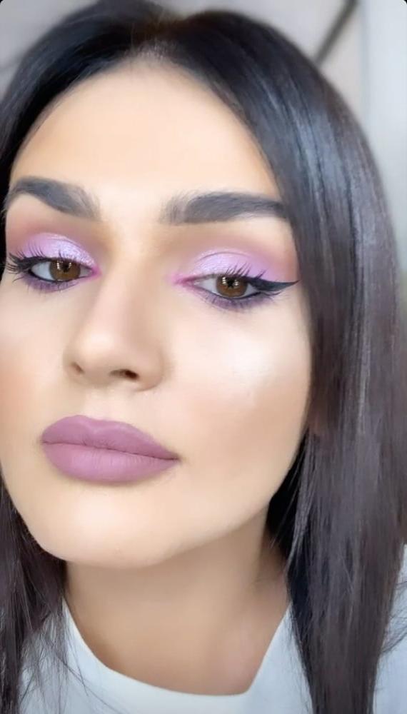 25P Makeup fetish 72
