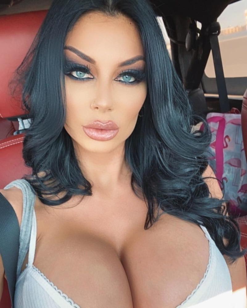 25P Makeup fetish 72