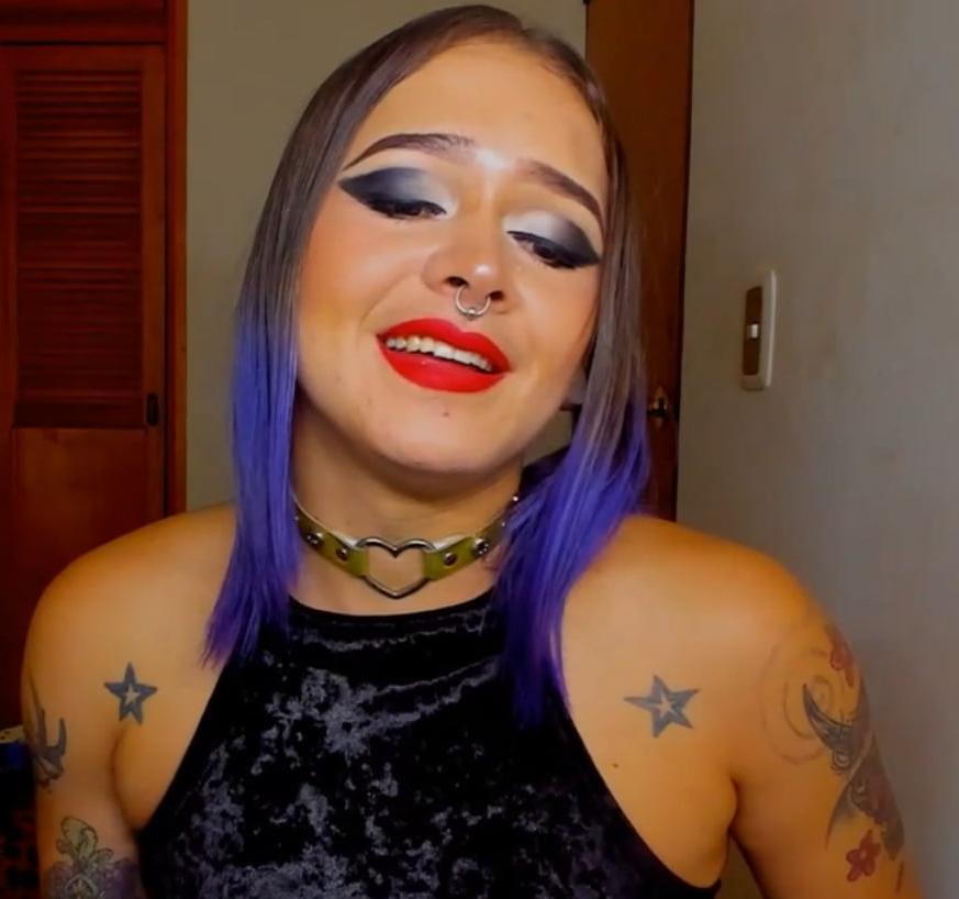 25P Makeup fetish 72