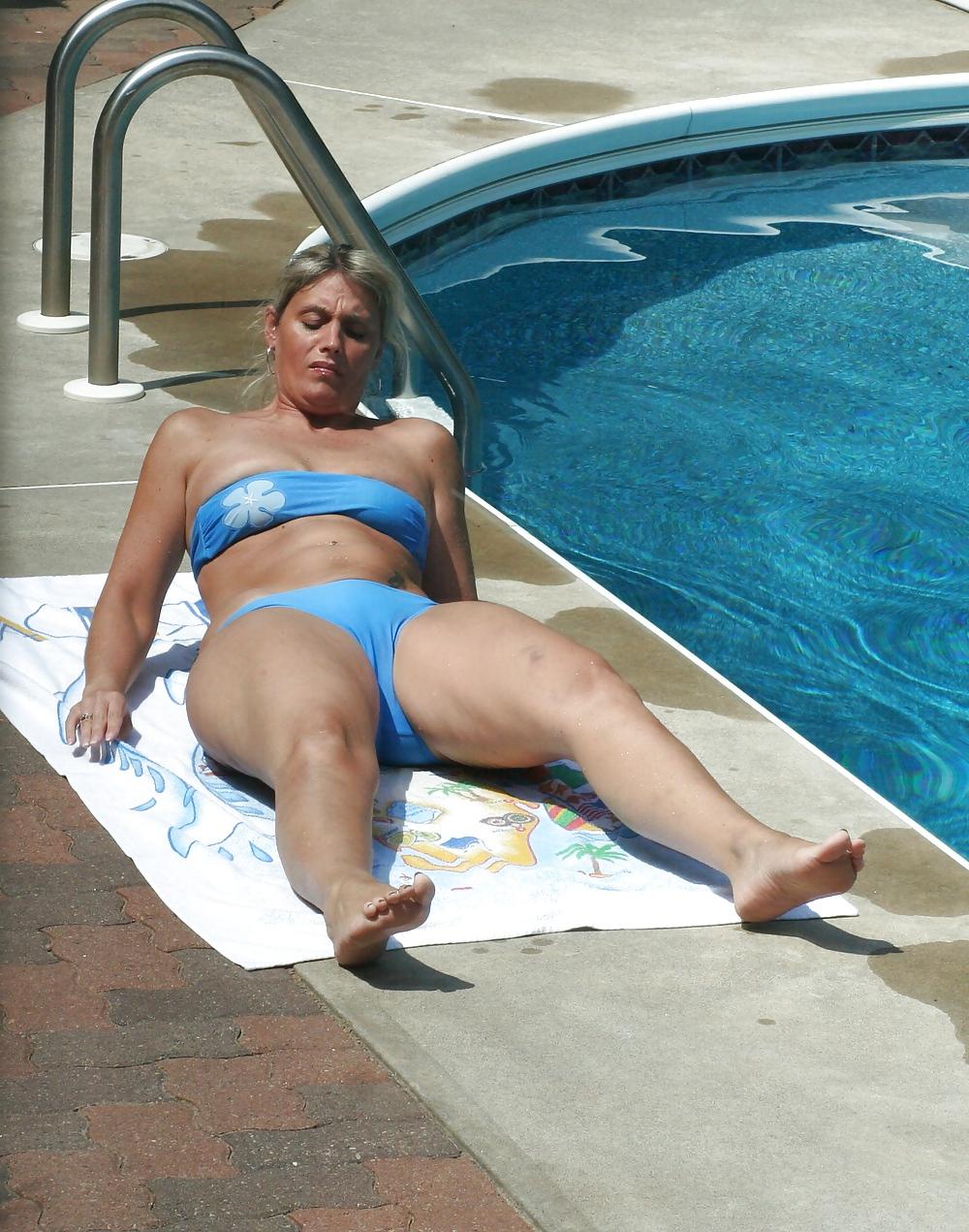 25P Gorgeous Blonde UK  MILF