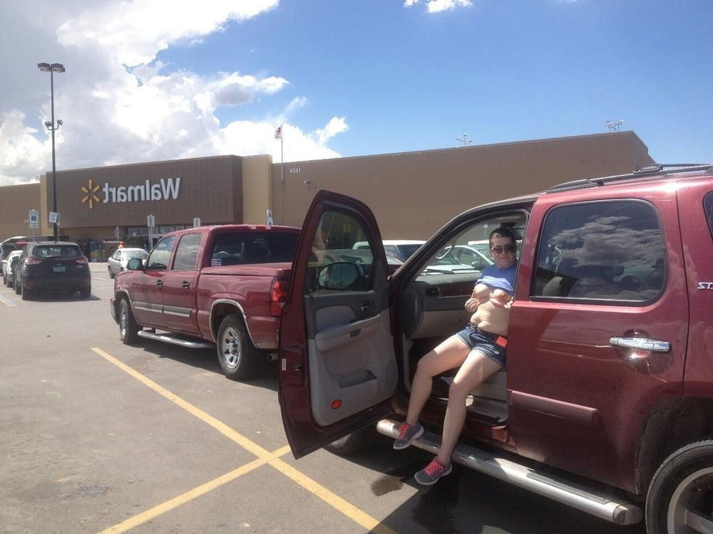 17P Flashing In Public