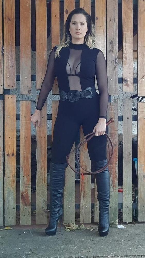 25P Femdom