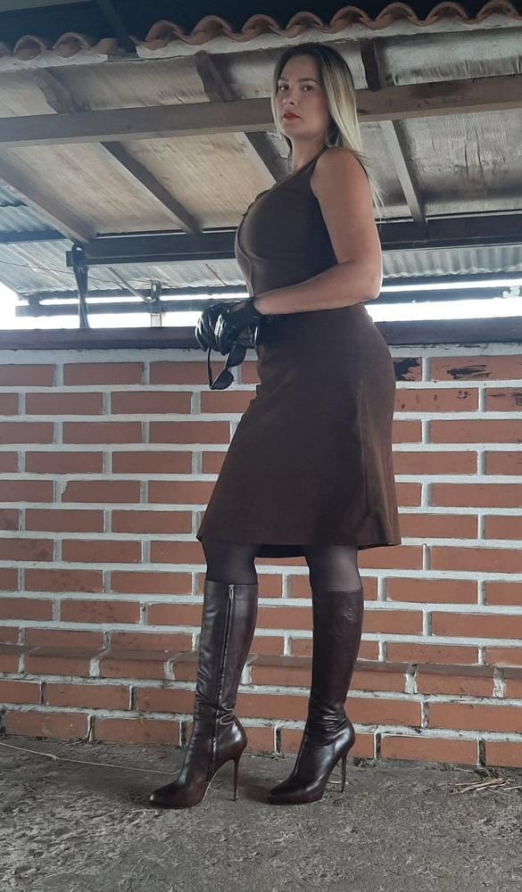 25P Femdom