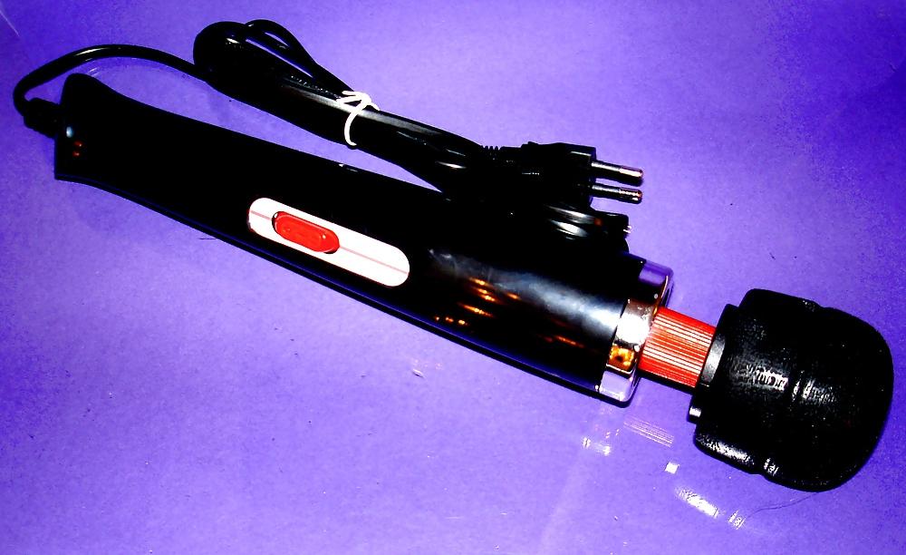 8P Magic Wand from B & S