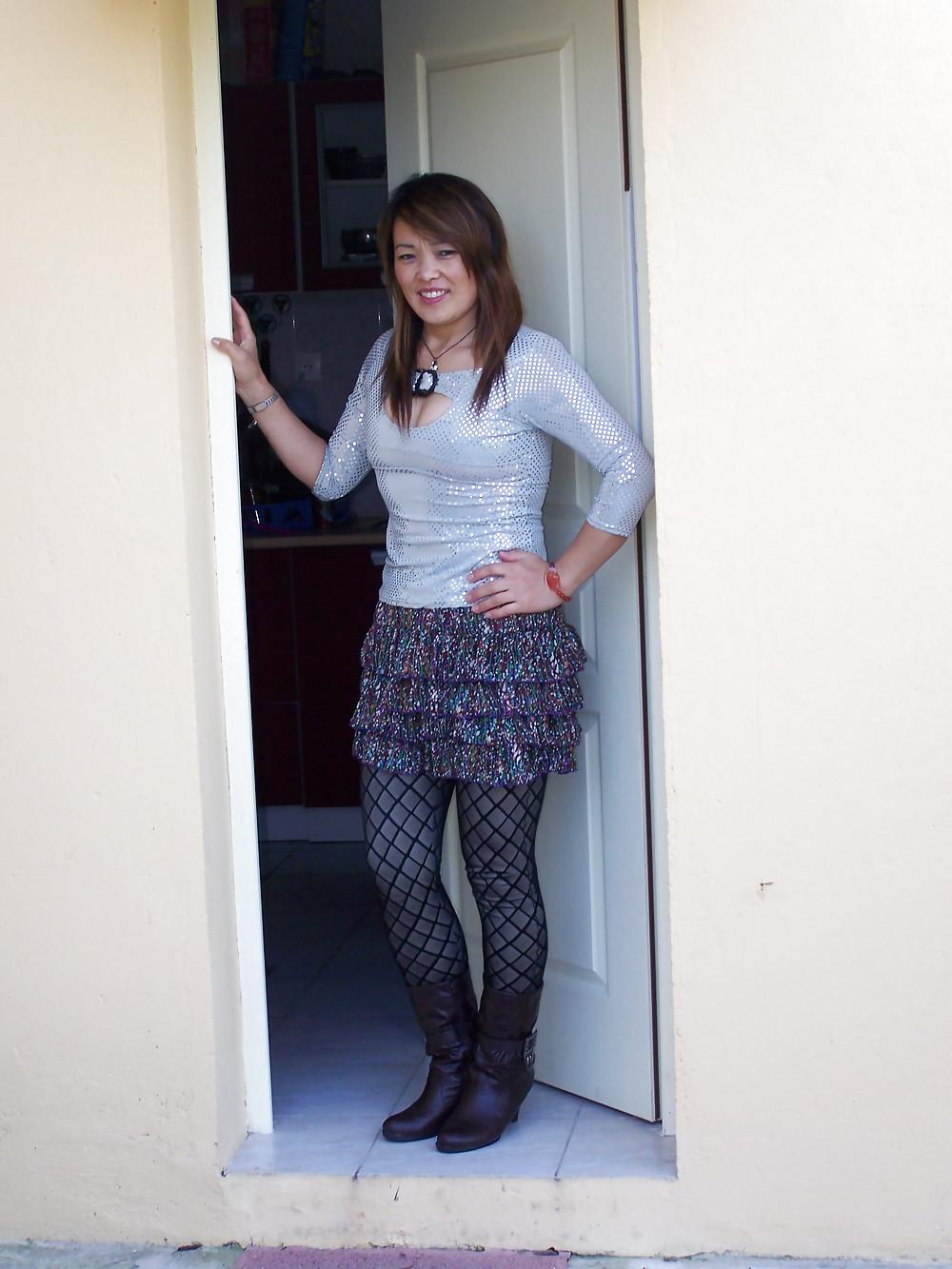 21P Asian hot wife