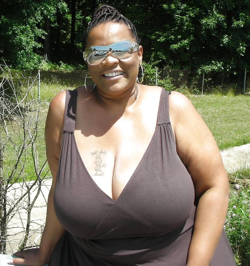 25P Huge Tit Black Girls