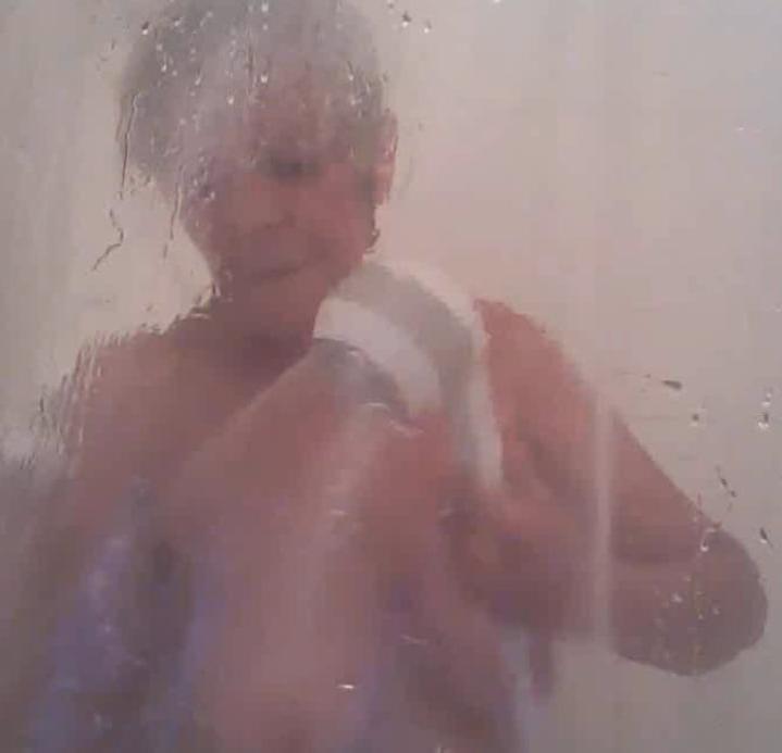 6P Shower