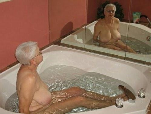 19P Sexy grandma 5