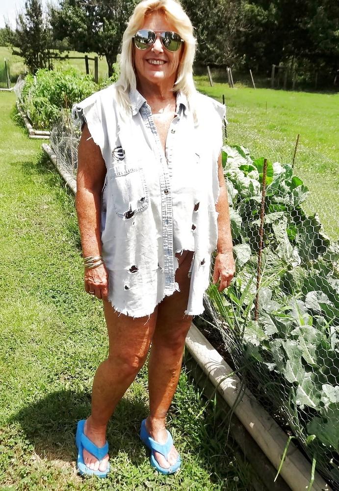 25P Sexy grandma 3