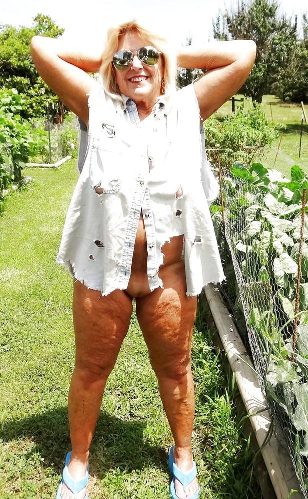 25P Sexy grandma 3