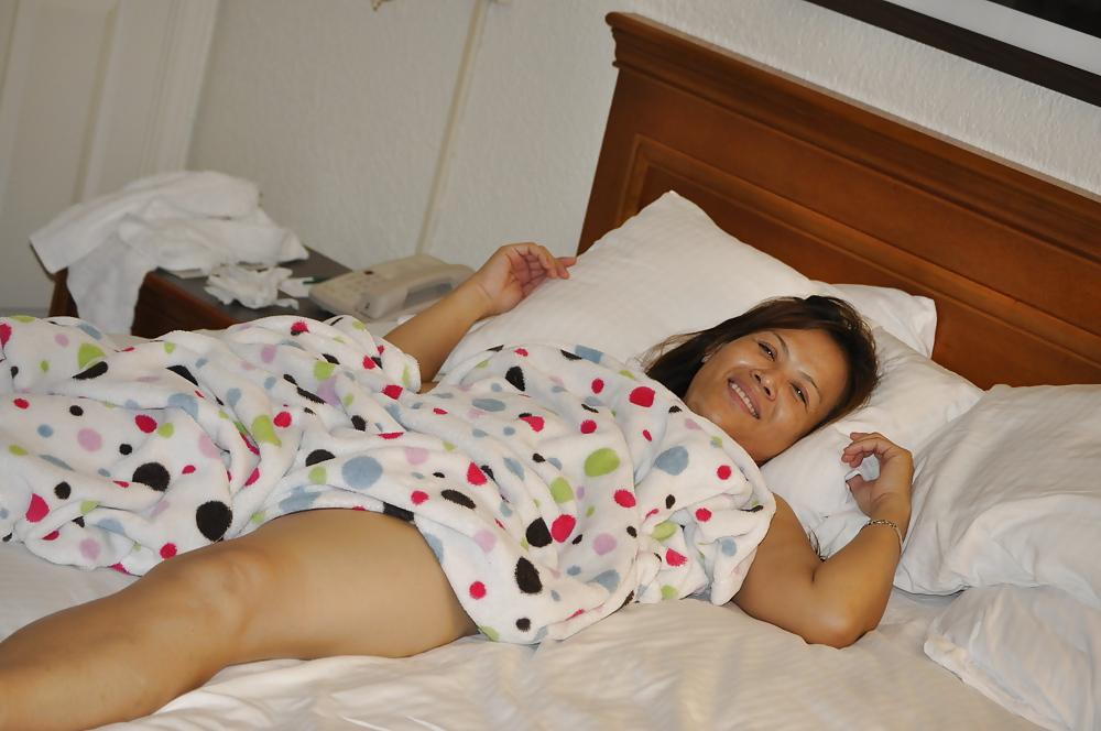 8P Lovely Asian Mature 