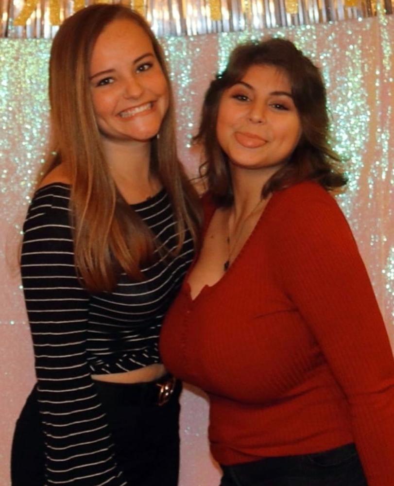 25P Tits, Tits, Tits and sexy Cleavage 22