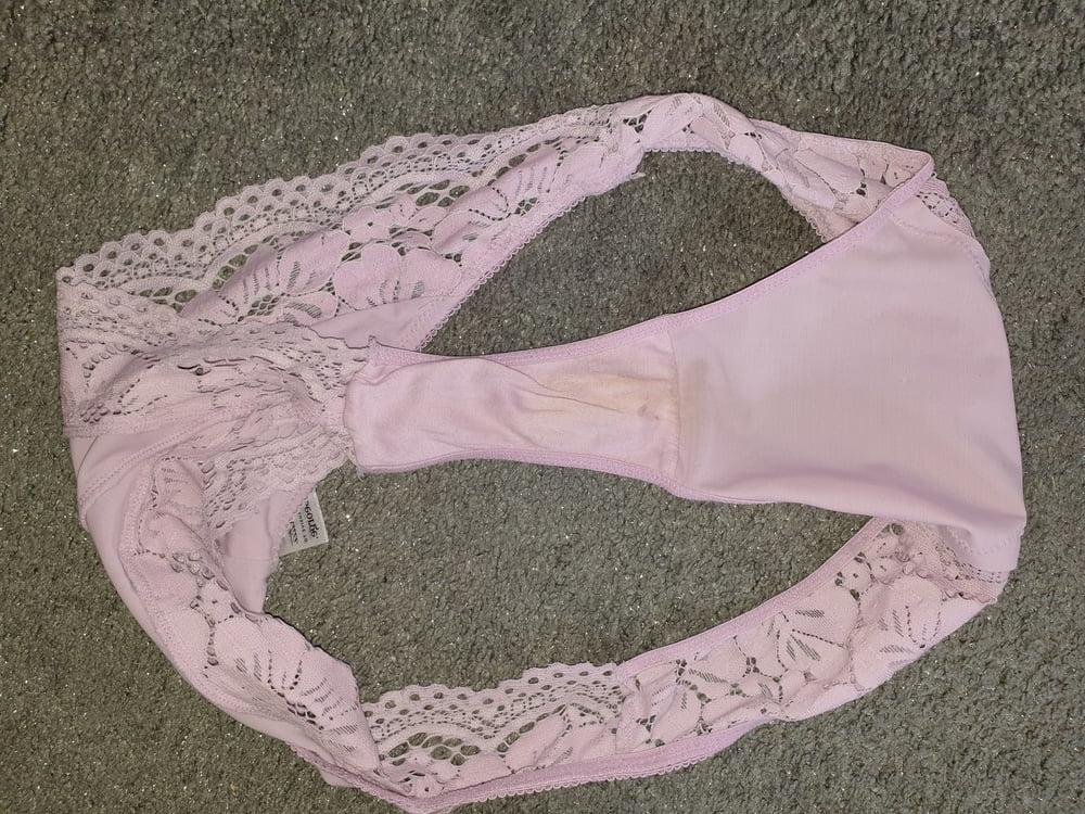 25P My mature neighbor's panties