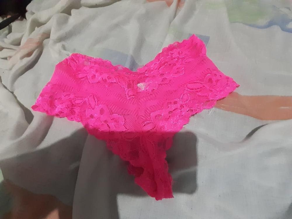 25P My mature neighbor's panties