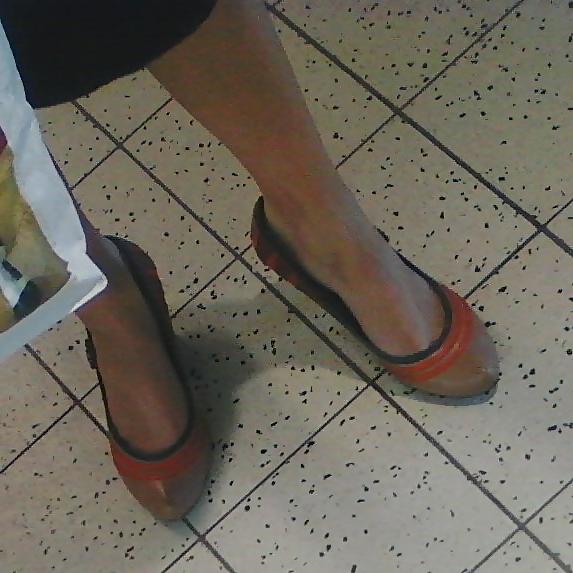 18P Collection of my voyeur feet pics