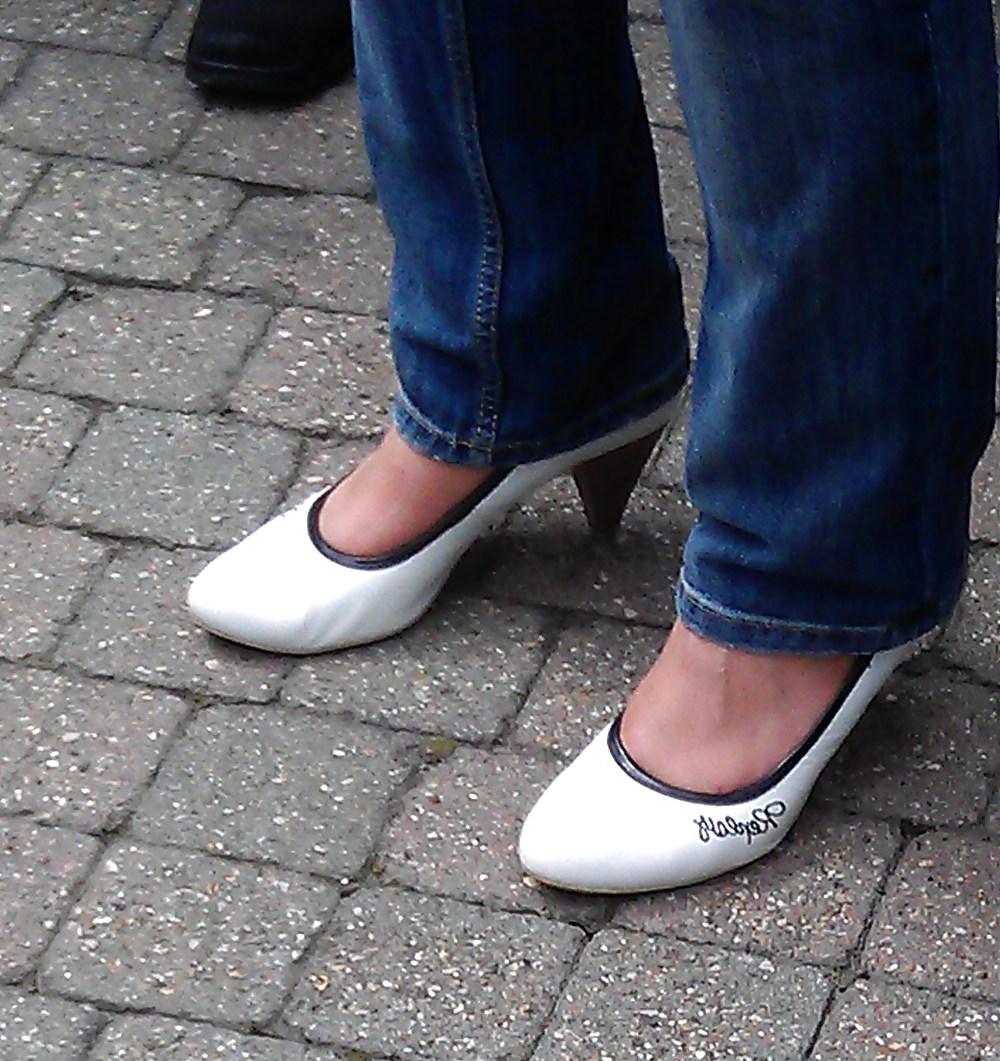 18P Collection of my voyeur feet pics