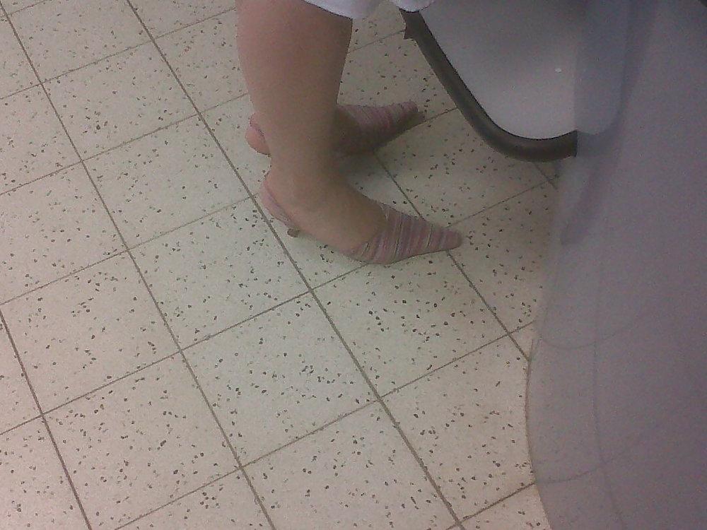 18P Collection of my voyeur feet pics