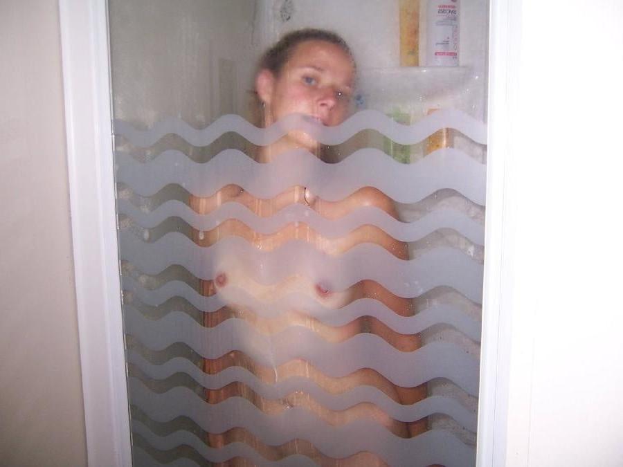 25P naughty ladies 100