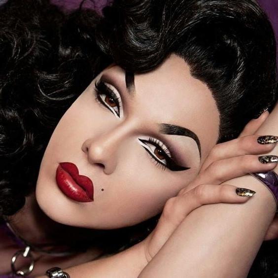 25P Makeup fetish 71
