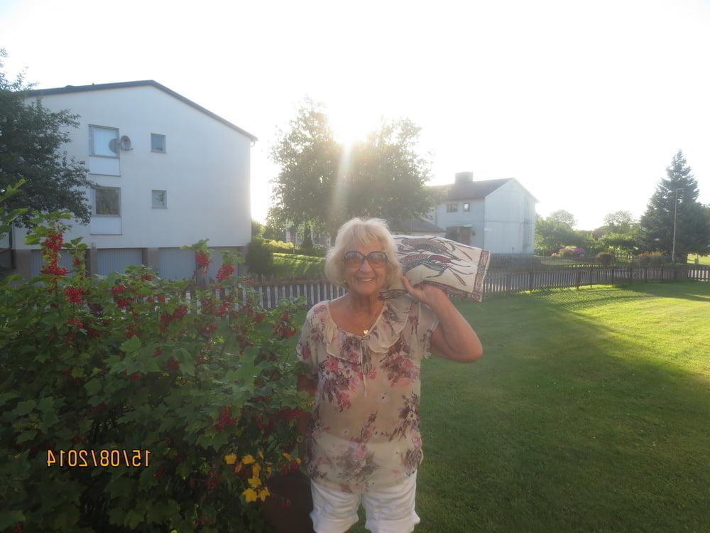 25P Sexy grandma 1