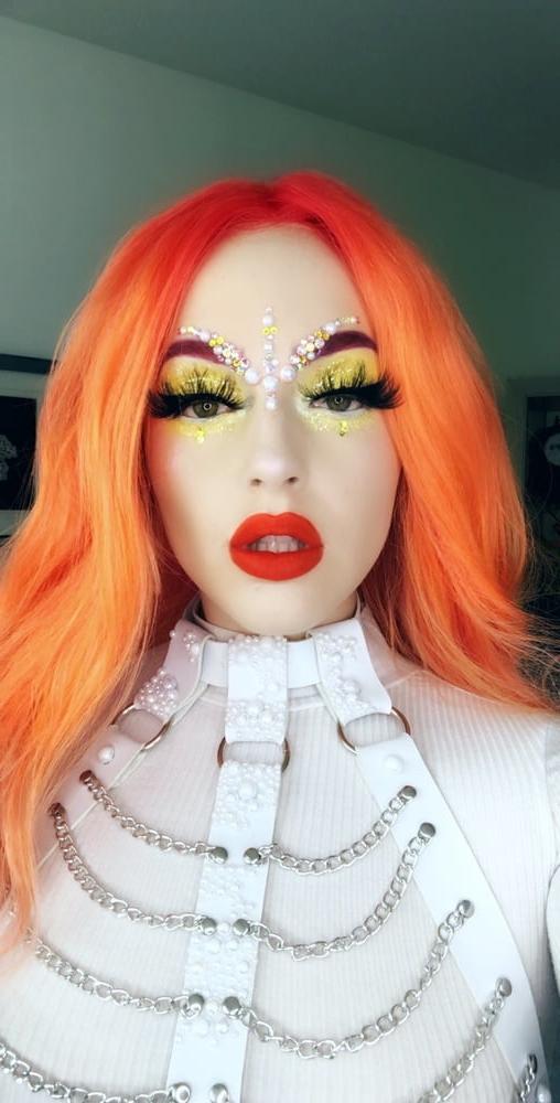 25P Makeup fetish 70