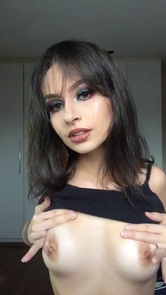 25P Makeup fetish 70