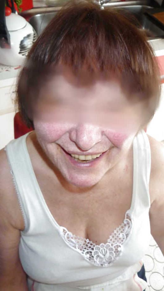 6P My Shy Wife- Hot Kitchen