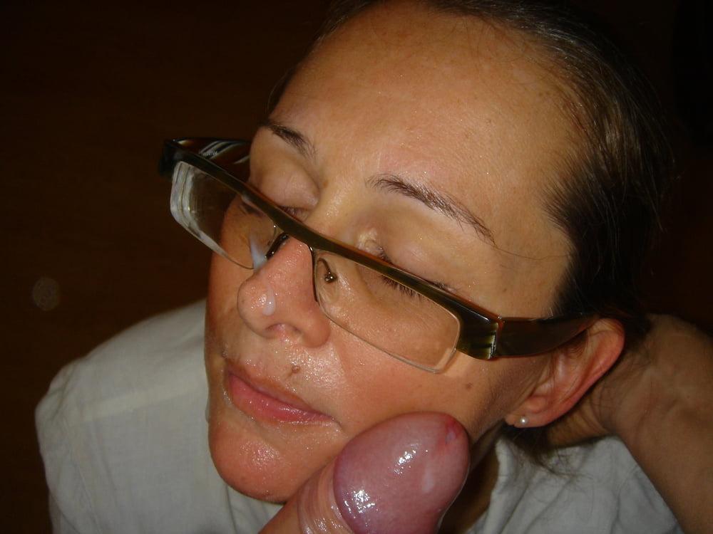 25P Classy MILF