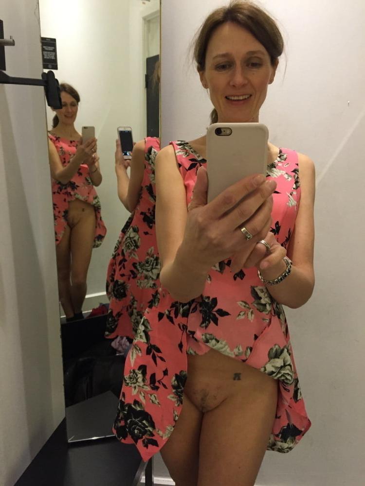 25P Gorgeous Mature Ladies 16