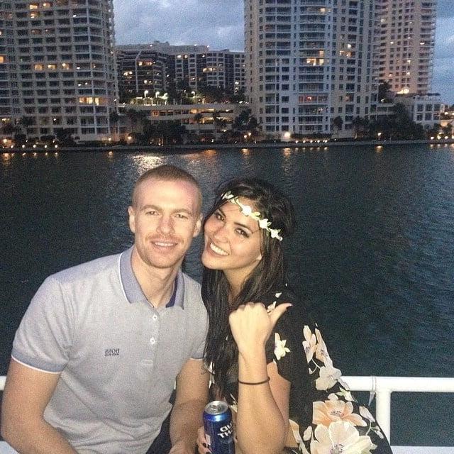 25P Paid Neighbor $60 for pics of His Hot Wife!