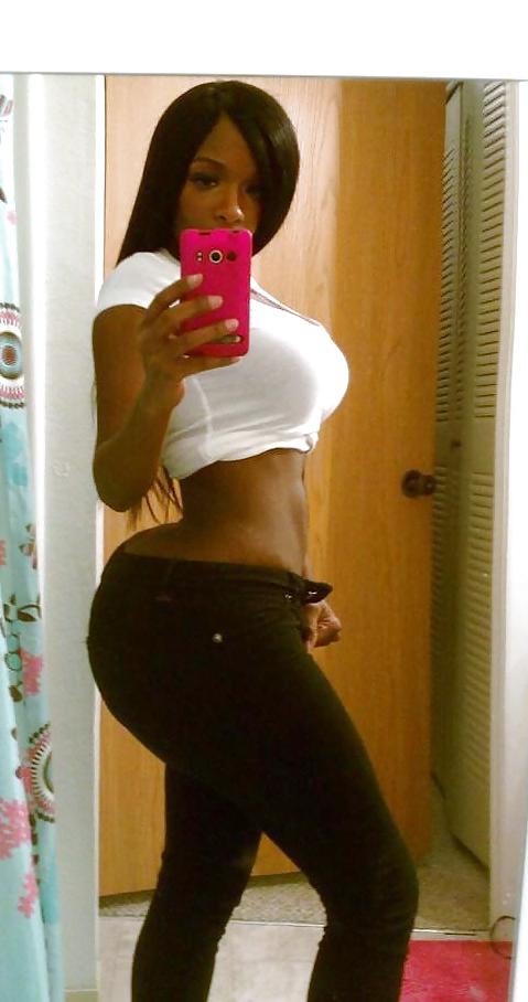 25P Wide Hips and Sexy Asses (Black Edition) Vol. III