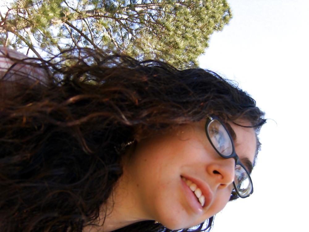 25P Nerdy College Teen. Candid.