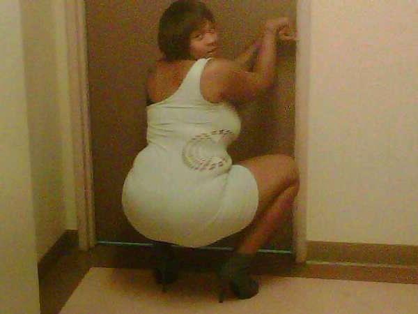25P Tagged.com hoes black booty