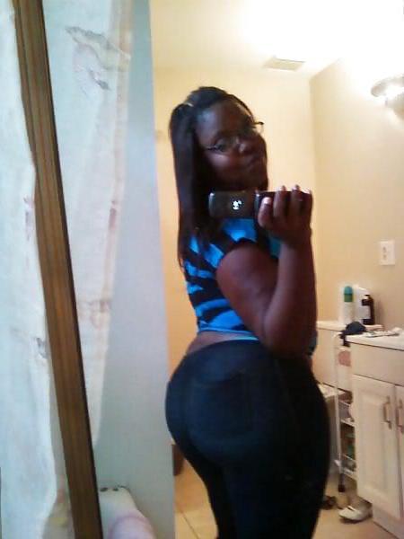 25P Tagged.com hoes black booty
