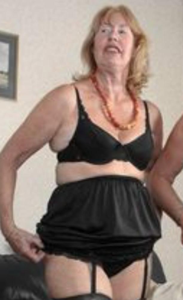 20P grannies  in underwear