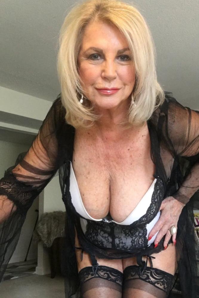 20P grannies  in underwear