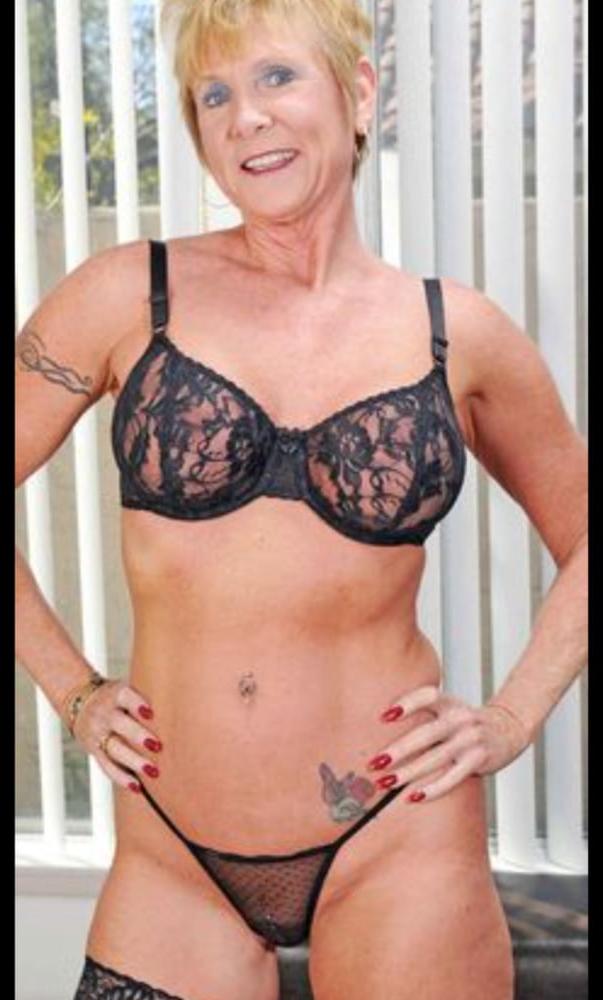 20P grannies  in underwear