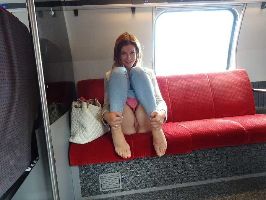 21P Flashing In Public