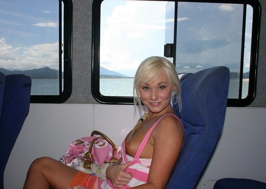 21P Flashing In Public