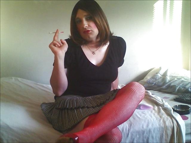 25P Darlene tranny smoke slut
